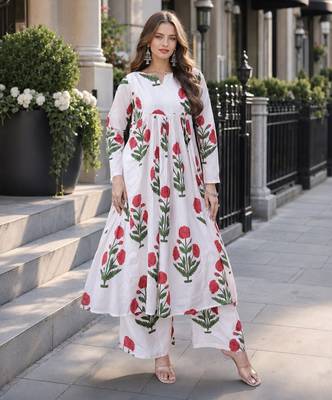 White cotton readymade kurti set with printed work 1