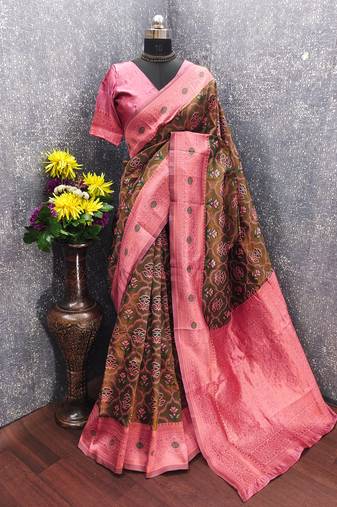 green pink art silk blend banarasi jacquard work saree with unstitched blouse piece