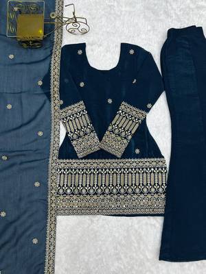 Teal blue embroidered crunchy silk kurta bell bottom set with dupatta 5