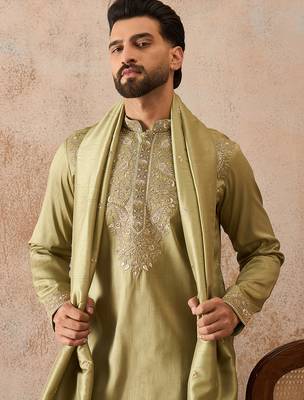 Men green zari embroidered silk blend kurta with trousers & dupatta 1