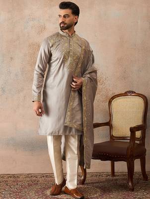 Men grey silk blend embroidered ethnic kurta with trousers & dupatta 2