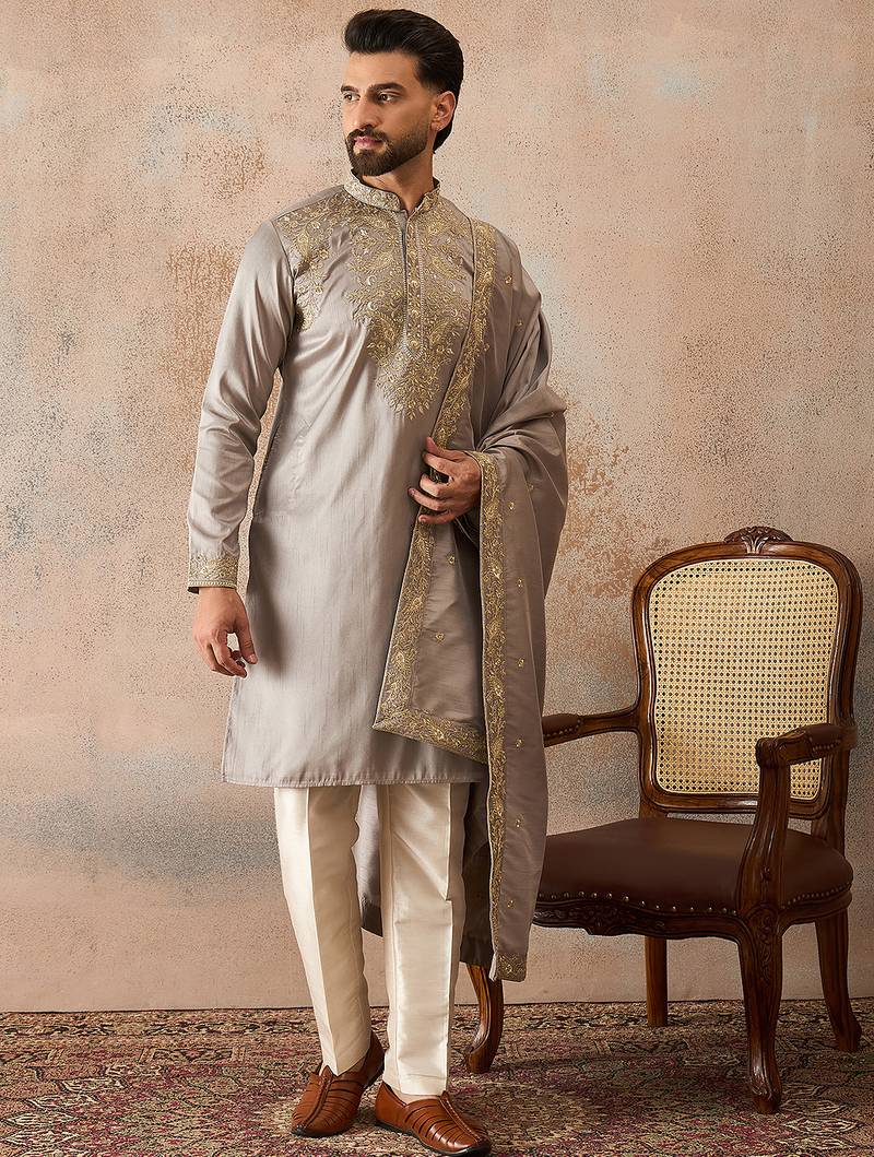 Men grey silk blend embroidered ethnic kurta with trousers & dupatta
