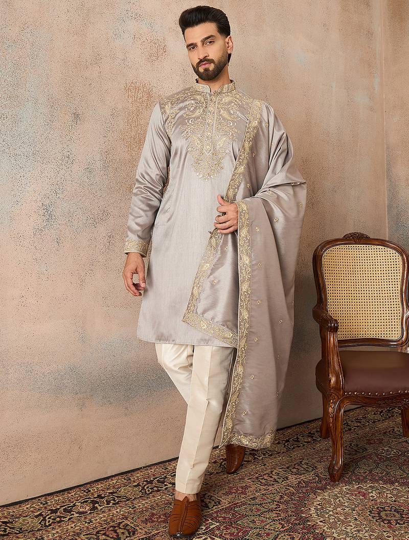 Men grey silk blend embroidered ethnic kurta with trousers & dupatta