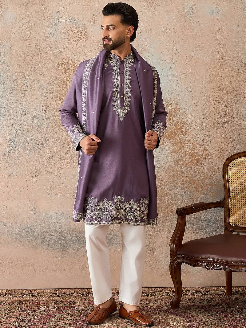 Mens lavender silk blend solid embroidered kurta & trouser with dupatta