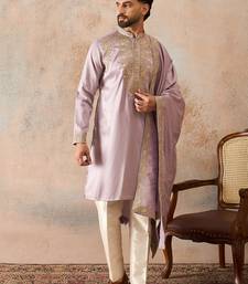 Men lavender zari embroidered silk blend kurta with dupatta
