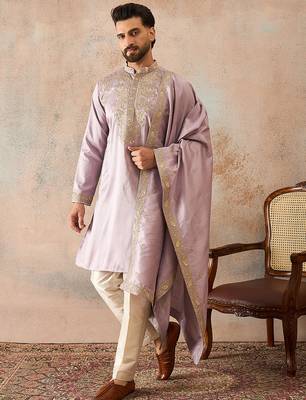 Men lavender zari embroidered silk blend kurta with dupatta 3