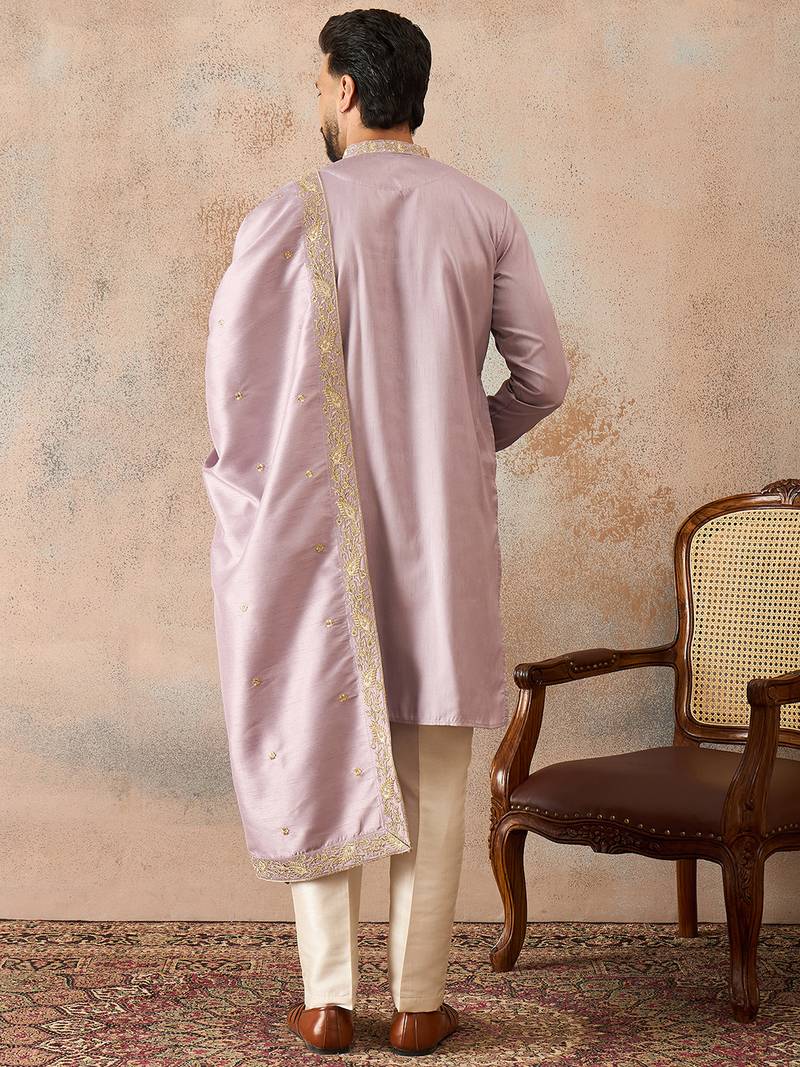 Men lavender zari embroidered silk blend kurta with dupatta