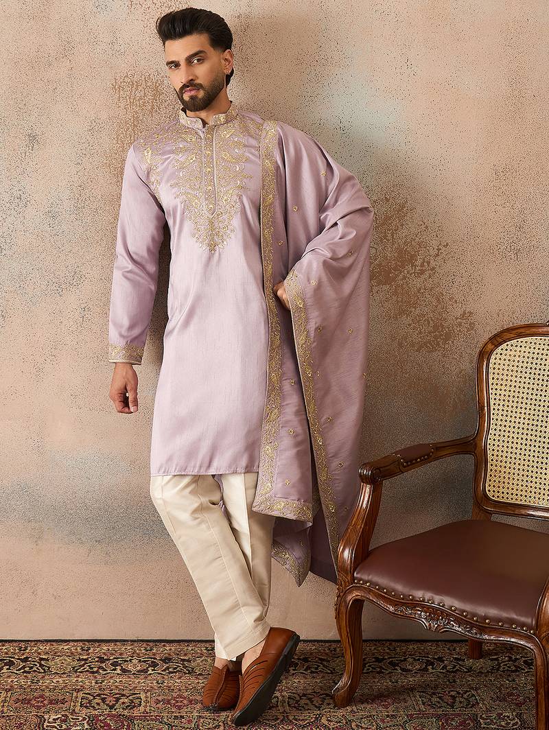 Men lavender zari embroidered silk blend kurta with dupatta