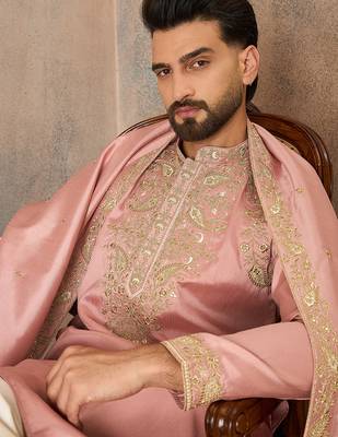Men pink zari embroidered silk blend kurta with dupatta 1