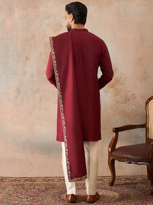 Mens maroon silk blend solid embroidered kurta with dupatta 4