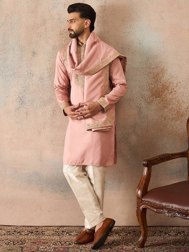 Men pink zari embroidered silk blend kurta with dupatta