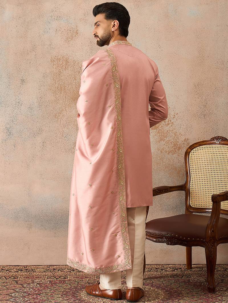 Men pink zari embroidered silk blend kurta with dupatta