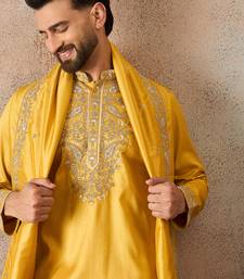 Men yellow silk blend embroidered ethnic kurta with dupatta