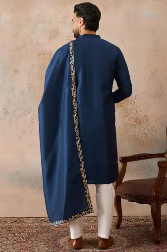 Mens blue silk blend solid embroidered kurta with dupatta