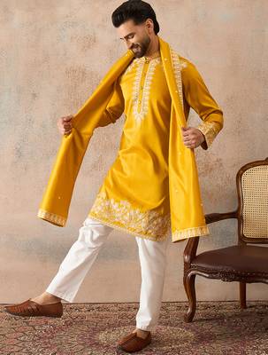 Mens yellow silk blend solid embroidered kurta with dupatta 3