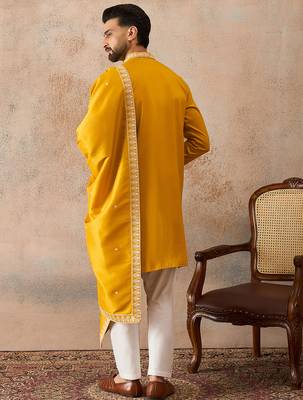Mens yellow silk blend solid embroidered kurta with dupatta 4
