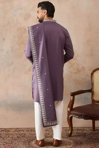 Mens lavender silk blend solid embroidered kurta with dupatta