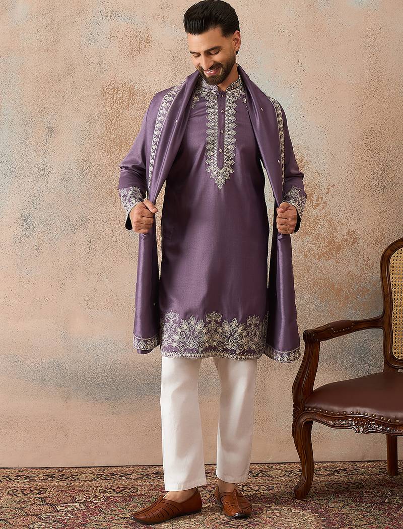 Mens lavender silk blend solid embroidered kurta with dupatta