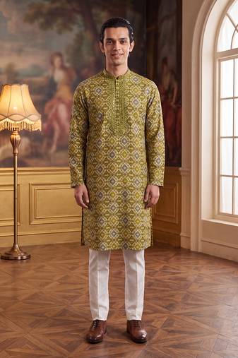 Mens green silk blend ethnic motifs ikat printed kurta with trouser