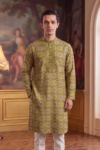 Mens green silk blend ethnic motifs ikat printed kurta with trouser