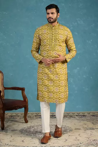 Mens green silk blend ethnic motifs ikat printed kurta with trouser