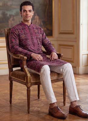 Mens purple silk blend ethnic motifs ikat printed kurta with trouser 5