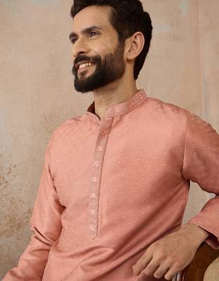 Men peach silk blend embroidered mandarin collar straight kurta with trousers 2