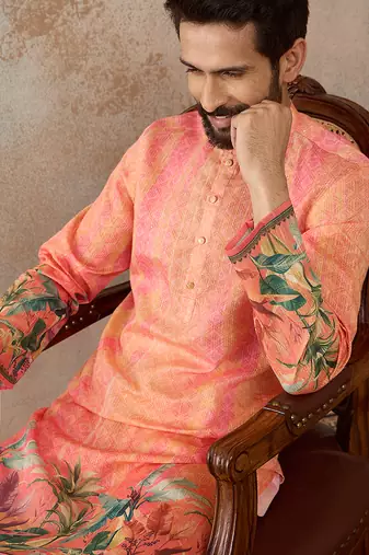 Men orange silk blend ethnic motifs printed straight kurta with trousers
