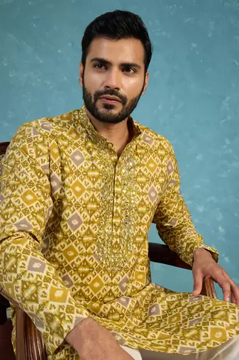 Mens green silk blend ethnic motifs ikat printed kurta