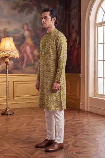 Mens green silk blend ethnic motifs ikat printed kurta