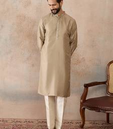 Men beige silk blend embroidered solid straight kurta