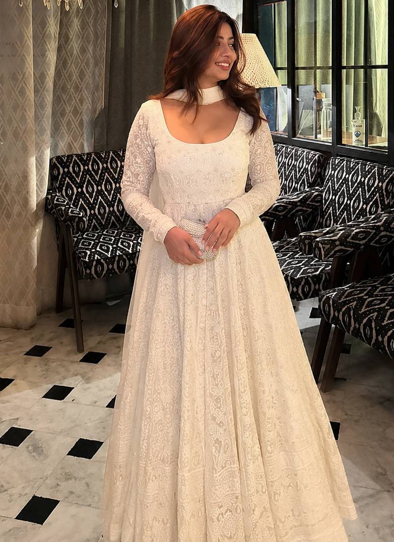 White embroidered faux blooming anarkali gown set with dupatta