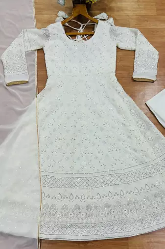 White embroidered faux blooming anarkali gown set with dupatta