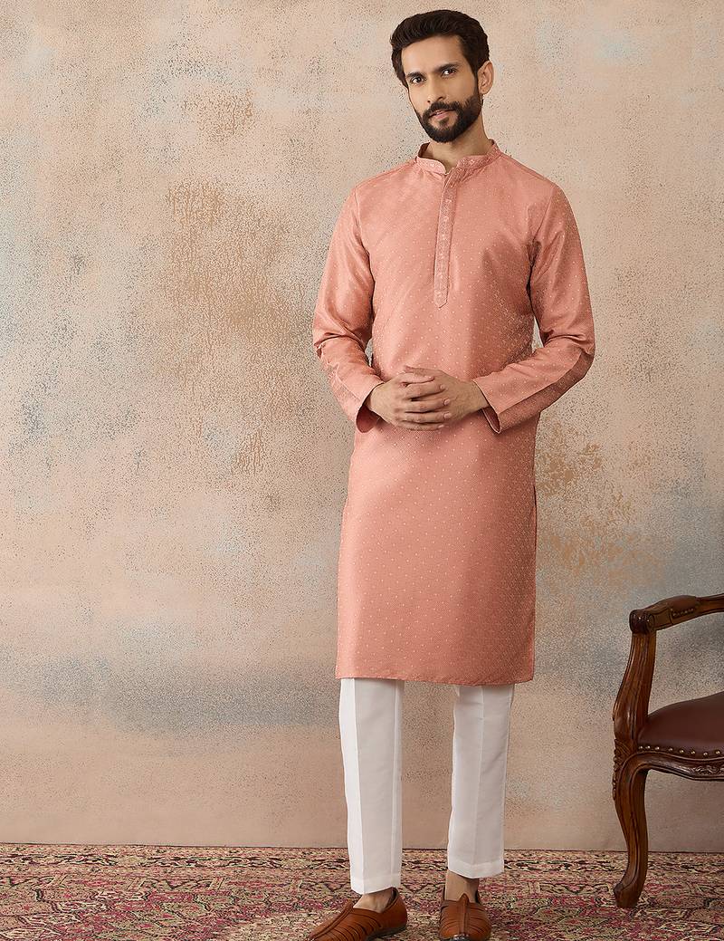 Men peach silk blend embroidered mandarin collar straight kurta