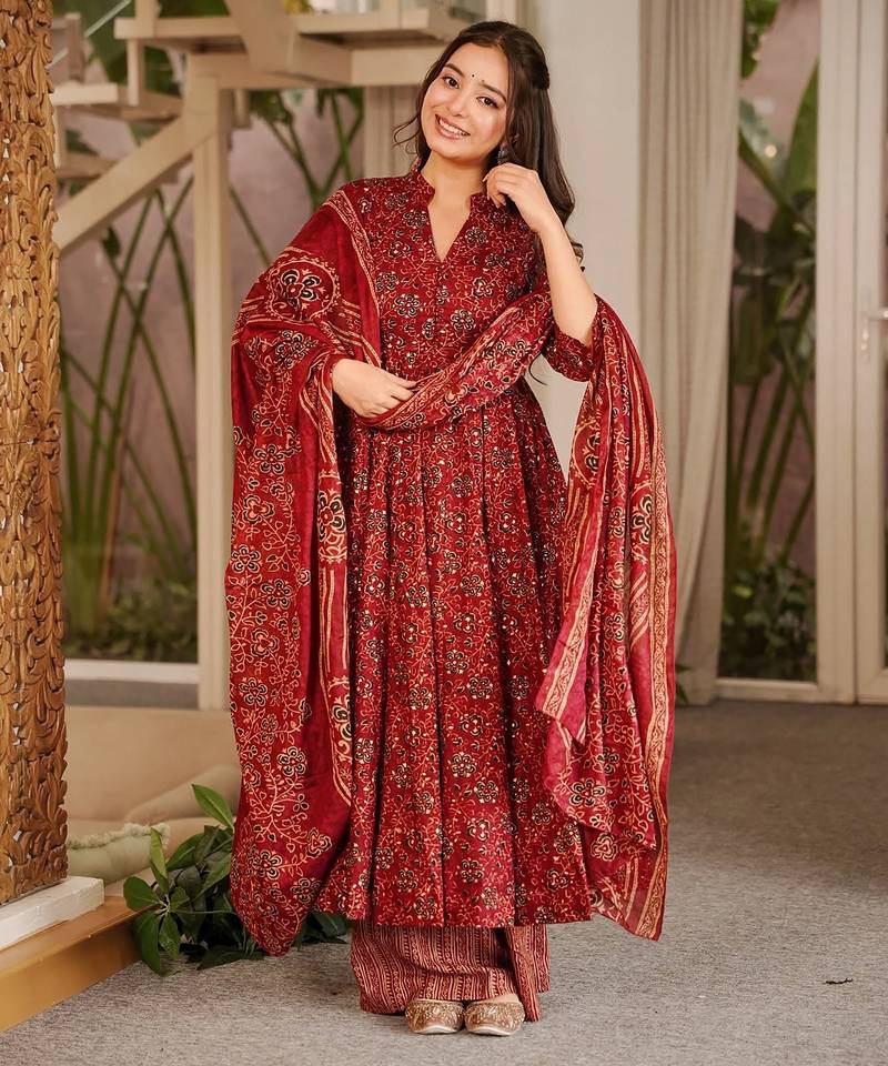 Maroon muslin digital print anarkali kurti pant & dupatta set