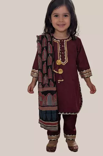 Maroon embroidered cotton kurti set
