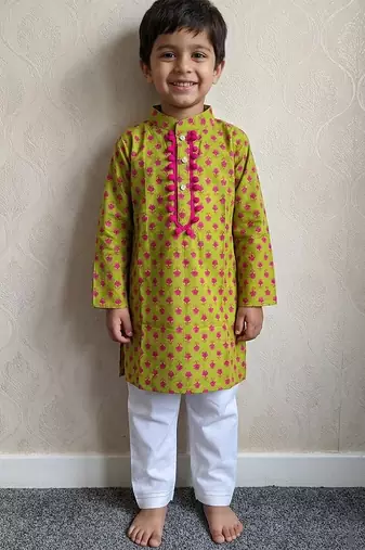 Lime green printed cotton kurta pyjama