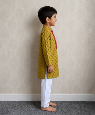 Lime green printed cotton kurta pyjama 2