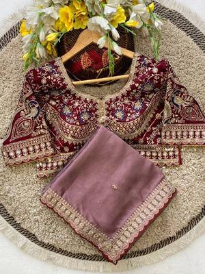 Onion Pink Color C -pallu sequence  coding embroidery work with  Sequence Butti Silk Blend Saree 4