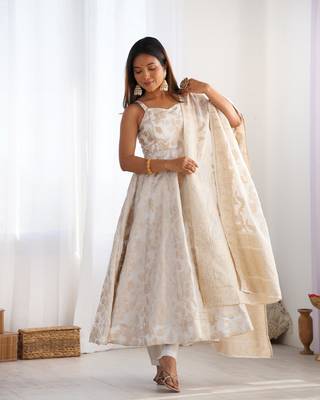 Women's Jacquard Work Jacquard Silk Fabric Flared Anarkali Pant and Dupatta Set 1