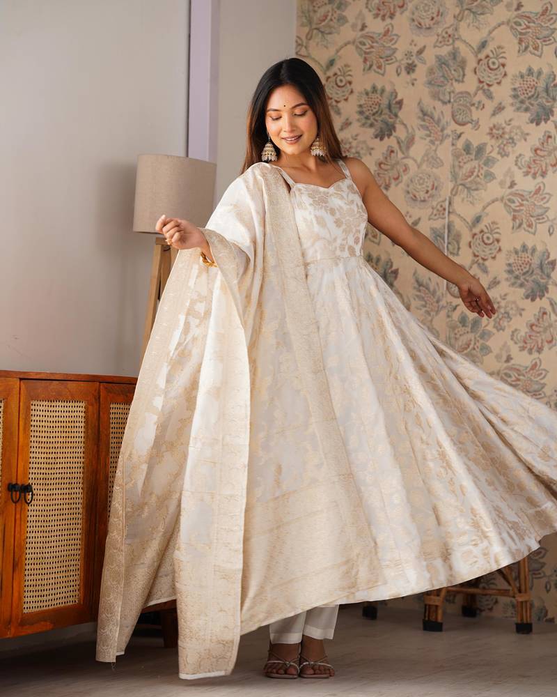 Women's Jacquard Work Jacquard Silk Fabric Flared Anarkali Pant and Dupatta Set