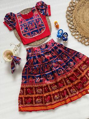 Blue silk blend  weaved zari border kids lehenga choli 2