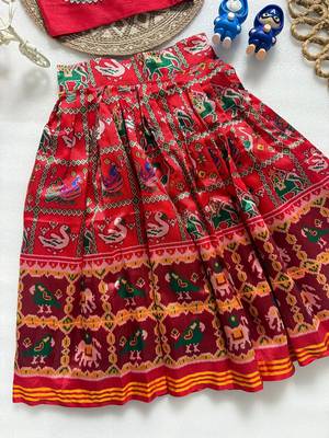 Red silk blend weaved zari border kids lehenga choli 4