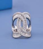 Luxury Sparkling Cubic Zirconia Interlocking Oval Statement Ring for Women with Premium Silver Finish