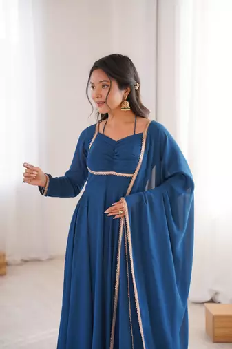 Women' Solid Blooming Georgette Fabric Flared Anarkali and Dupatta Set