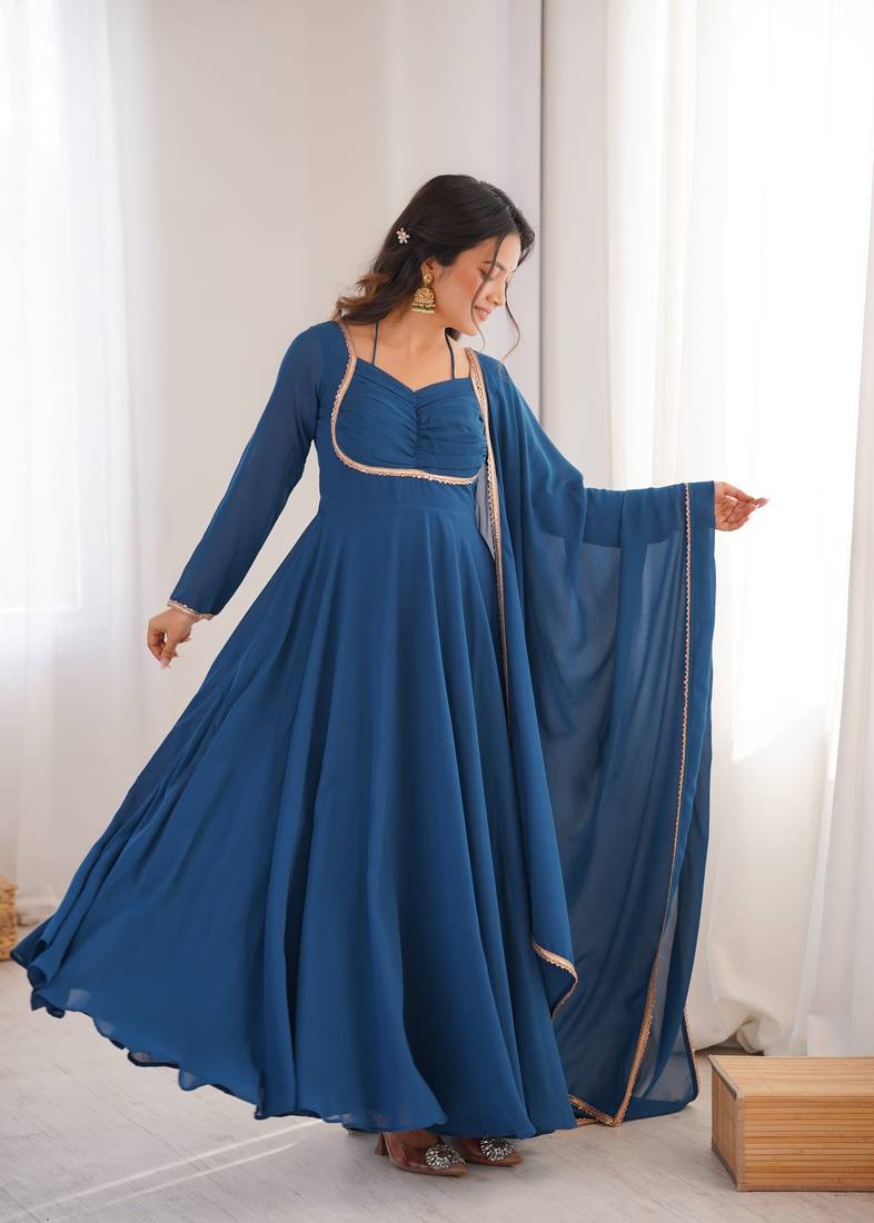 Women' Solid Blooming Georgette Fabric Flared Anarkali and Dupatta Set