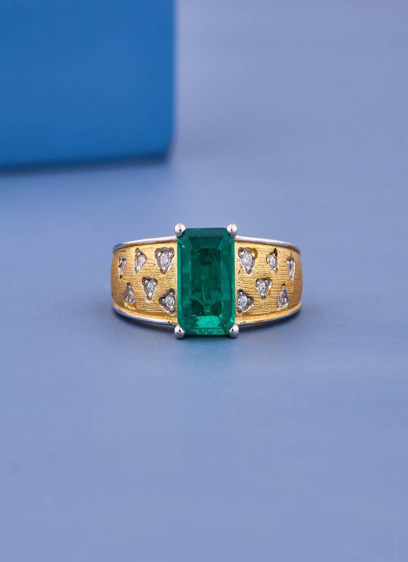 Luxury Emerald Cut Green Gemstone Gold Plated Statement Ring with Sparkling Zircon Accents for Women