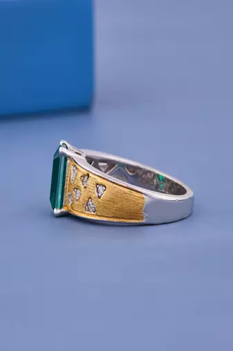 Luxury Emerald Cut Green Gemstone Gold Plated Statement Ring with Sparkling Zircon Accents for Women
