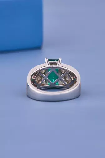 Luxury Emerald Cut Green Gemstone Gold Plated Statement Ring with Sparkling Zircon Accents for Women