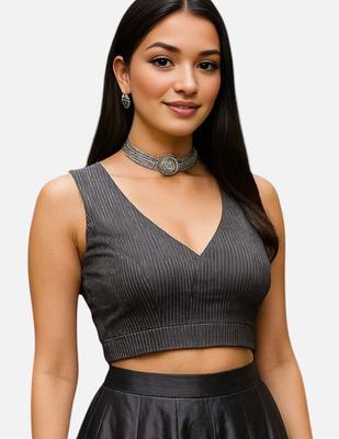 Black sleeveless v-neck striped cotton readymade saree blouse 4